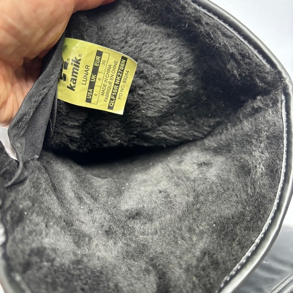 Kamik Lunar Boots, Size 8 - Picture 8 of 11